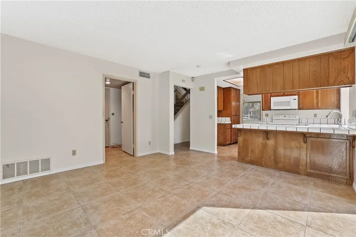 Family room / kitchen