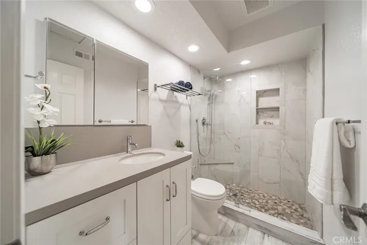 2nd Bedroom Bathroom Newly Remodeled