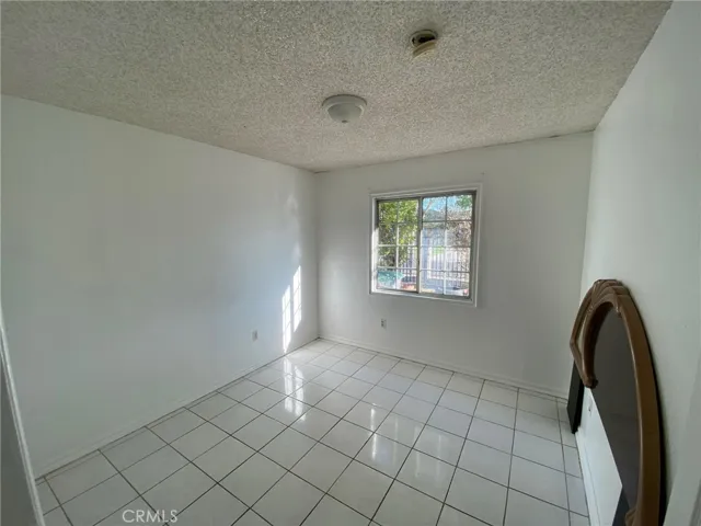 407 E 181st Street, Carson, California 90746