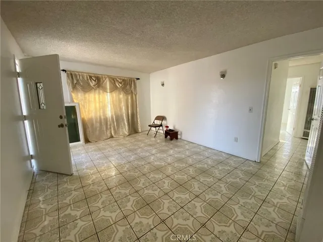 407 E 181st Street, Carson, California 90746