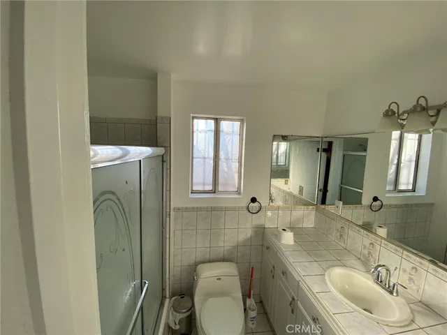 407 E 181st Street, Carson, California 90746
