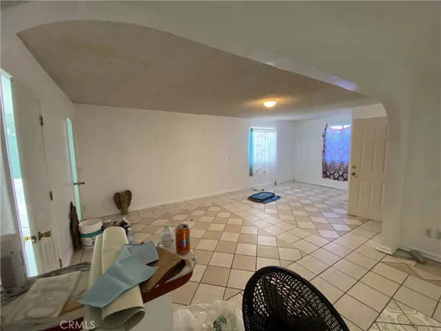 407 E 181st Street, Carson, California 90746