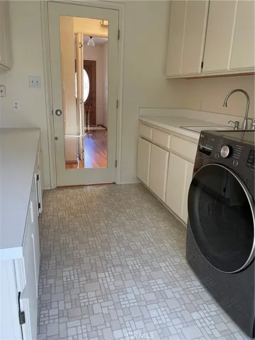 1954 252nd Street, Lomita, California 90717