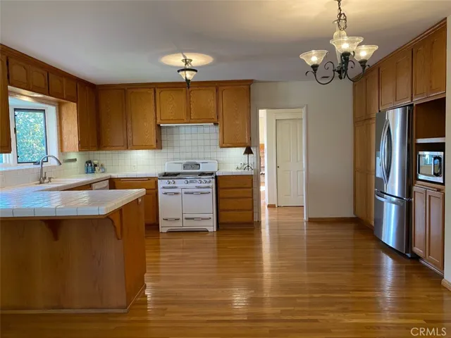 1954 252nd Street, Lomita, California 90717