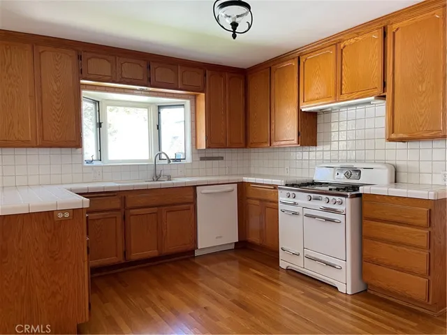 1954 252nd Street, Lomita, California 90717