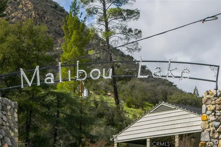 29139 Crags, Agoura Hills, California 91301