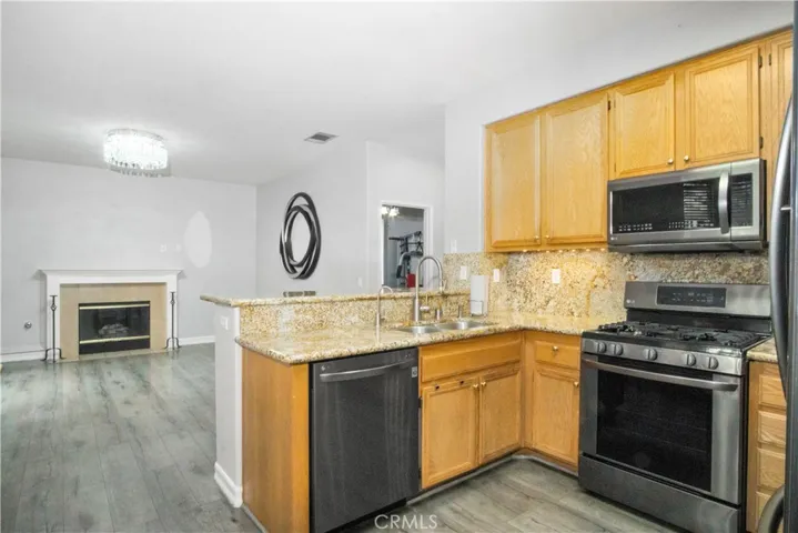 1920 Le Havre Lane, San Jacinto, California 92583