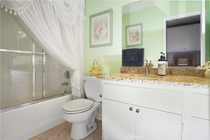 1920 Le Havre Lane, San Jacinto, California 92583