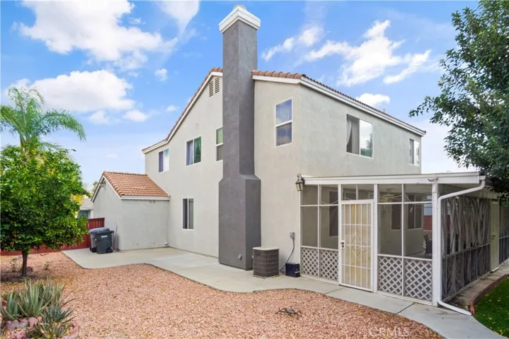 1920 Le Havre Lane, San Jacinto, California 92583