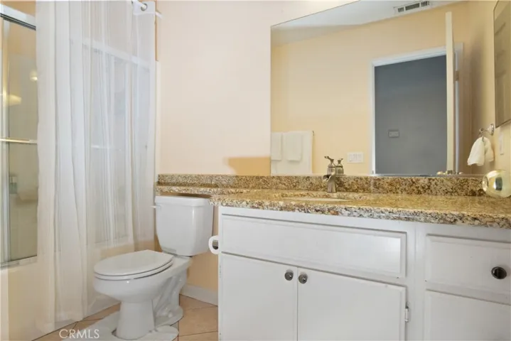 1920 Le Havre Lane, San Jacinto, California 92583