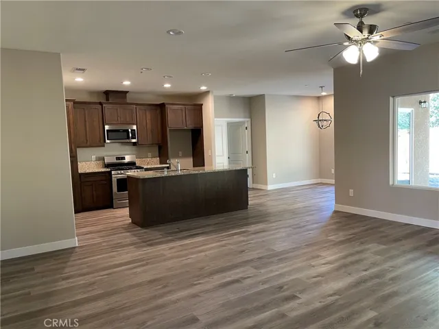 1845 Dry Creek Court, Merced, California 95348