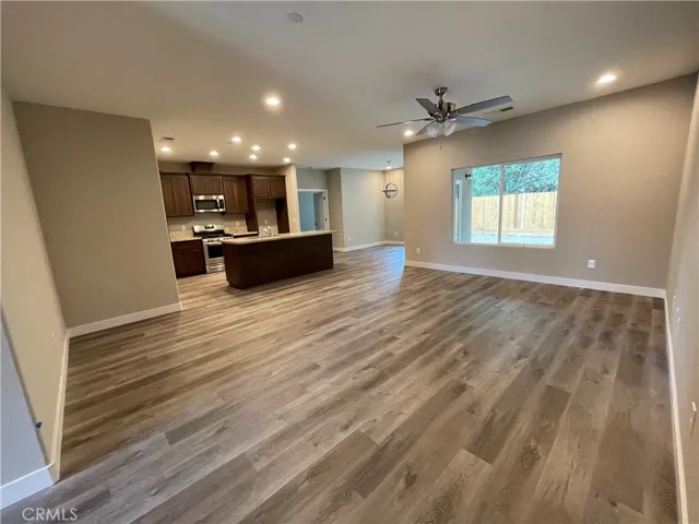 1845 Dry Creek Court, Merced, California 95348