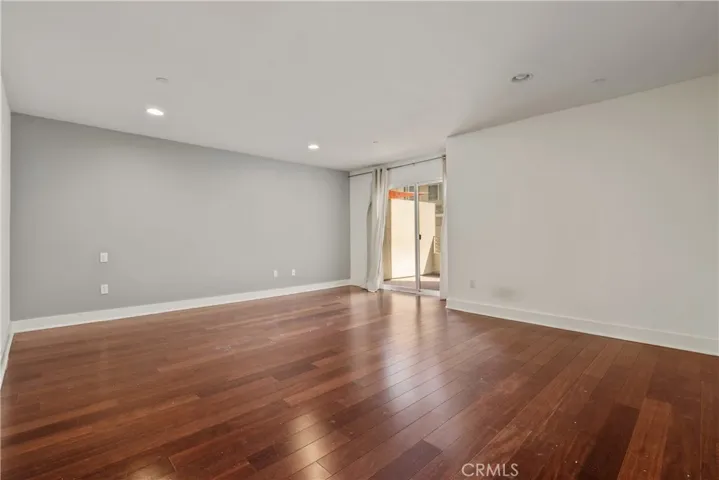 7249 Franklin Avenue 102, Los Angeles, California 90046