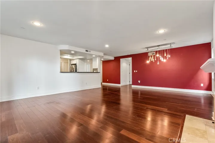 7249 Franklin Avenue 102, Los Angeles, California 90046