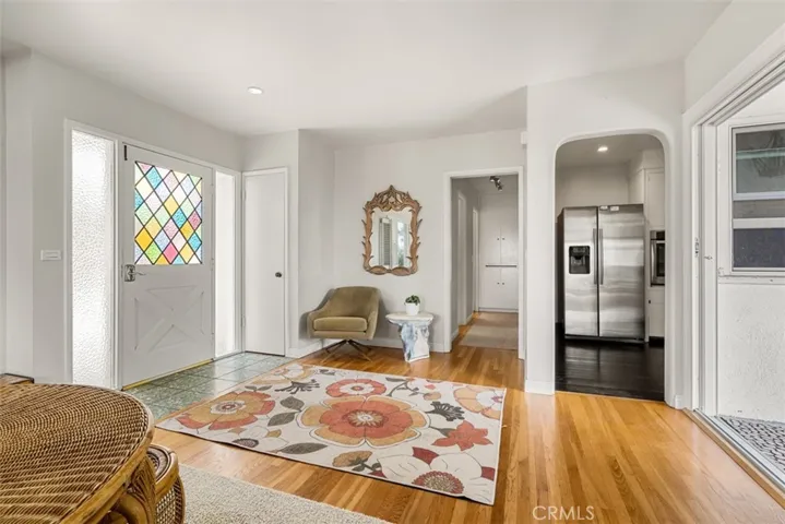 456 Bent Street, Laguna Beach, California 92651