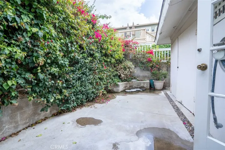 456 Bent Street, Laguna Beach, California 92651