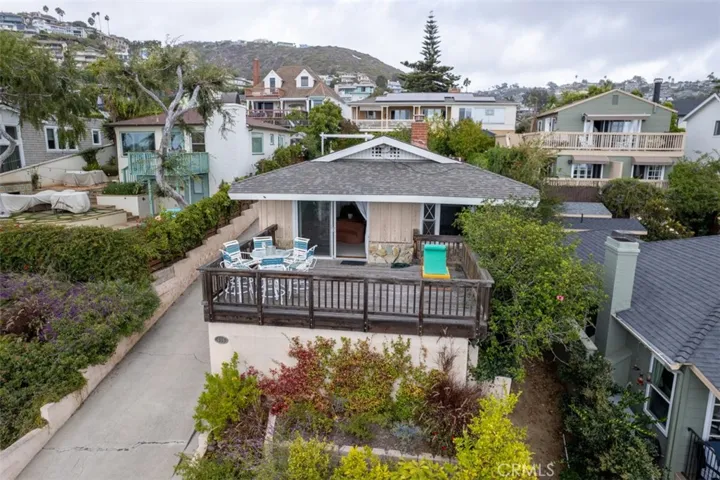 456 Bent Street, Laguna Beach, California 92651