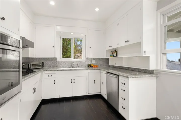 456 Bent Street, Laguna Beach, California 92651