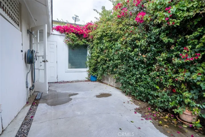 456 Bent Street, Laguna Beach, California 92651