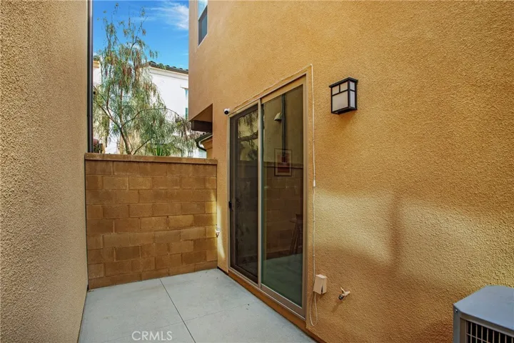 143 Messenger, Irvine, California 92618
