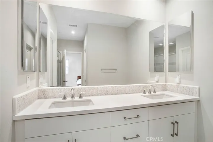 143 Messenger, Irvine, California 92618
