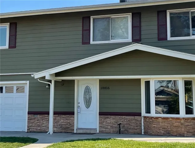 18816 Mountain Dale Court, Newhall, California 91321