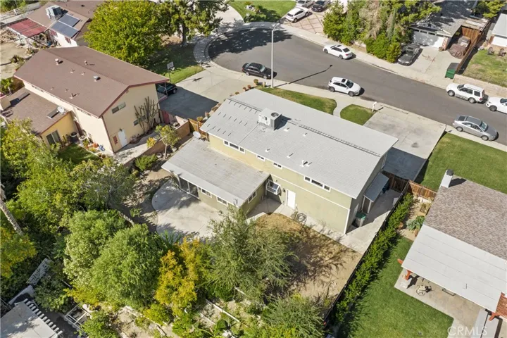 18816 Mountain Dale Court, Newhall, California 91321