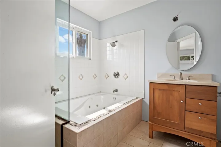 18816 Mountain Dale Court, Newhall, California 91321
