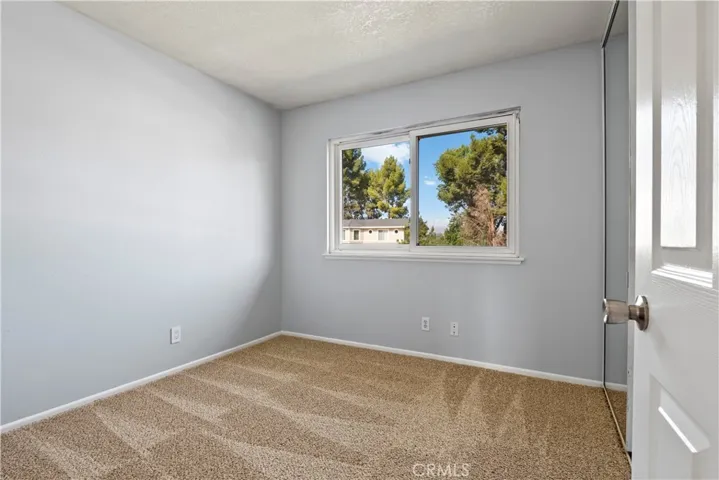 18816 Mountain Dale Court, Newhall, California 91321