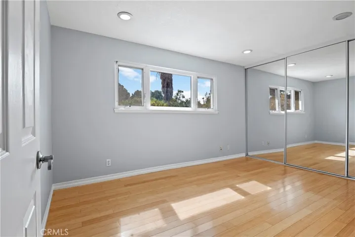 18816 Mountain Dale Court, Newhall, California 91321