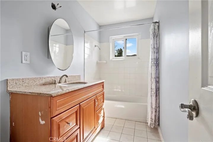 18816 Mountain Dale Court, Newhall, California 91321
