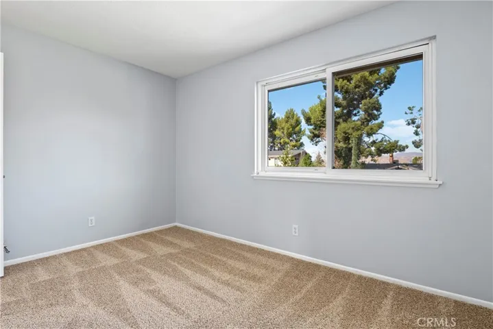 18816 Mountain Dale Court, Newhall, California 91321