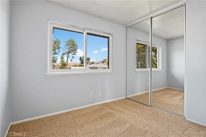18816 Mountain Dale Court, Newhall, California 91321