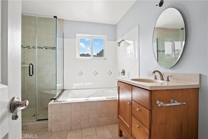18816 Mountain Dale Court, Newhall, California 91321