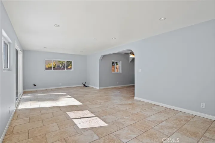 18816 Mountain Dale Court, Newhall, California 91321