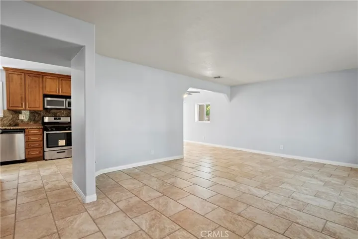 18816 Mountain Dale Court, Newhall, California 91321