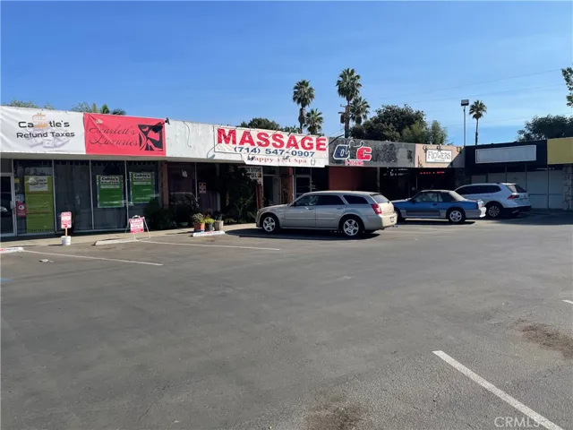 13912 Ponderosa Street, Santa Ana, California 92705