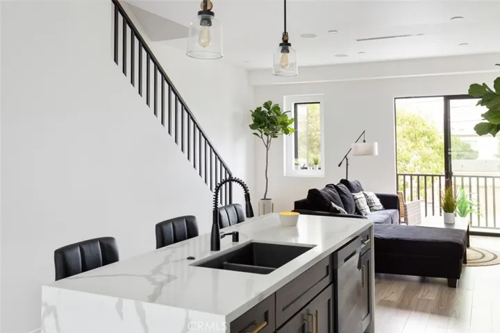 5961 Fountain Avenue, Los Angeles, California 90028