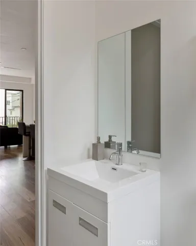 5961 Fountain Avenue, Los Angeles, California 90028