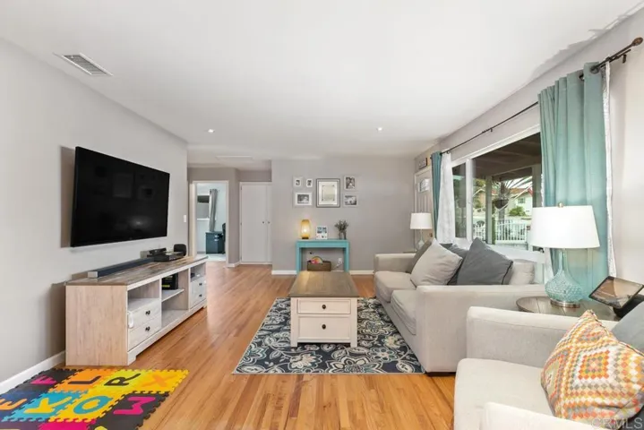 5821 Duluth Ave, San Diego, California 92114