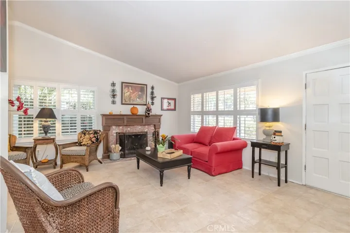 9419 Glade Avenue, Chatsworth, California 91311