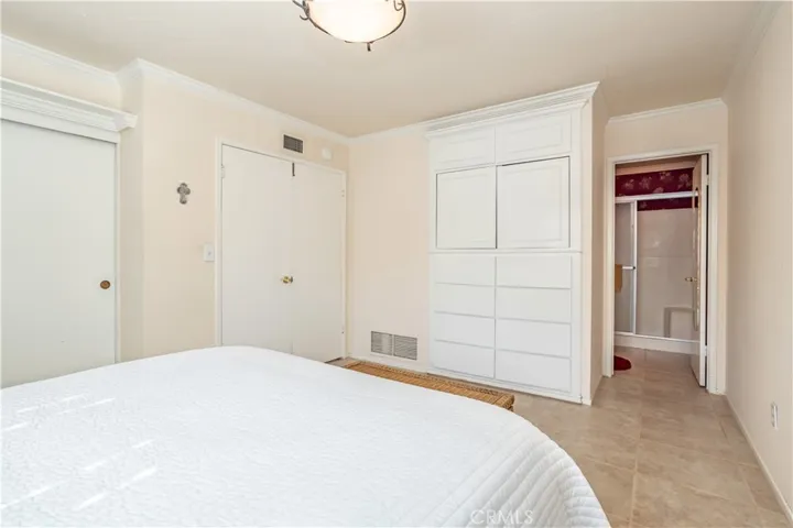 9419 Glade Avenue, Chatsworth, California 91311