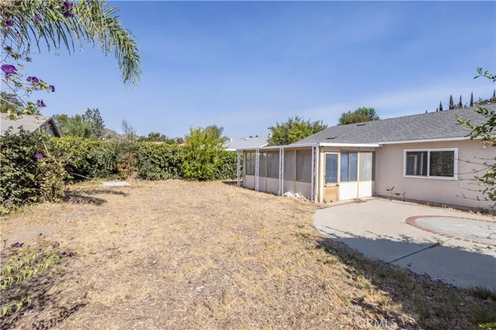 9419 Glade Avenue, Chatsworth, California 91311