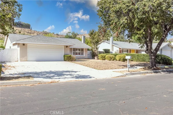 9419 Glade Avenue, Chatsworth, California 91311