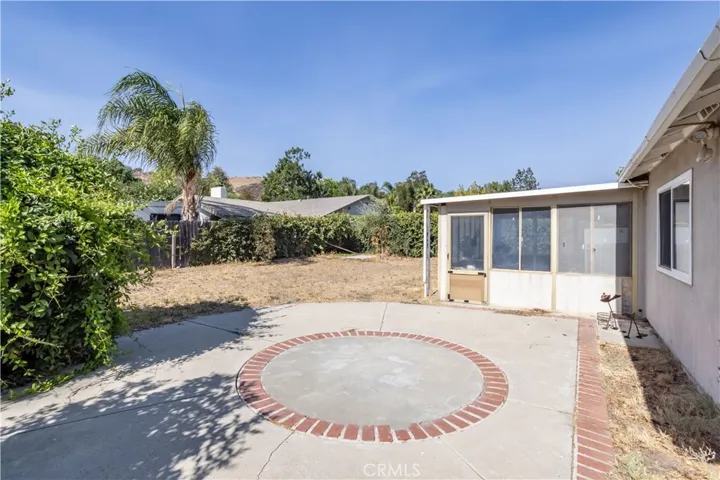 9419 Glade Avenue, Chatsworth, California 91311
