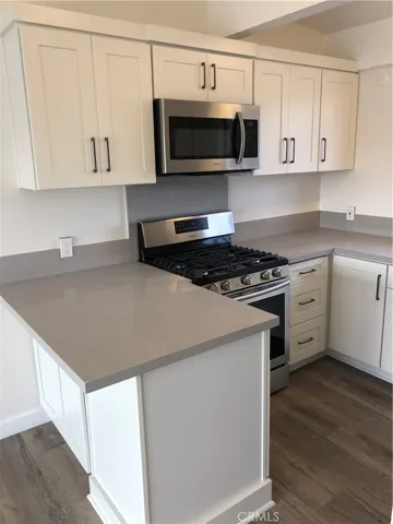 745 Domingo Drive, Newport Beach, California 92660