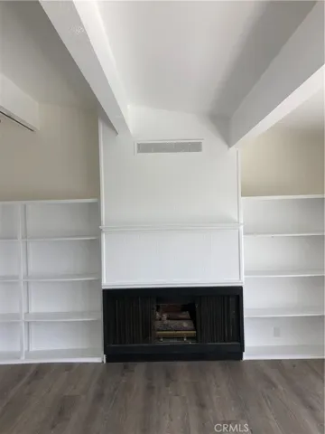 745 Domingo Drive, Newport Beach, California 92660