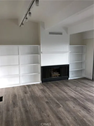 745 Domingo Drive, Newport Beach, California 92660