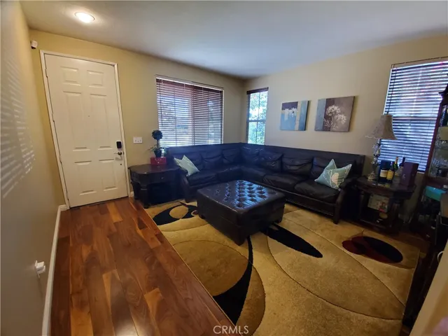 935 W Paramount Street, Azusa, California 91702