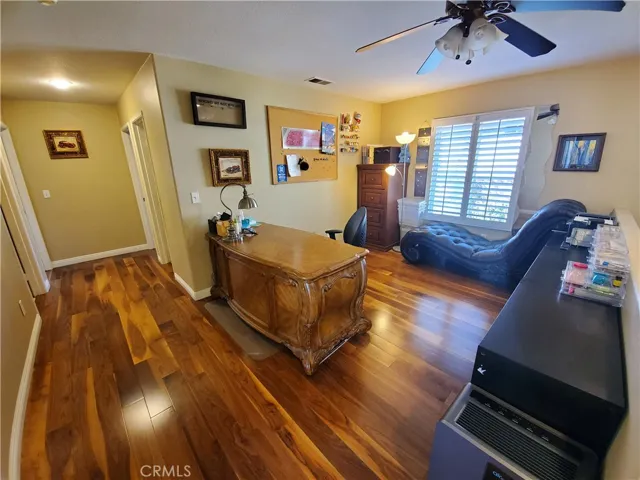 935 W Paramount Street, Azusa, California 91702